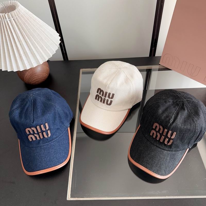 Miumiu Cap dx126